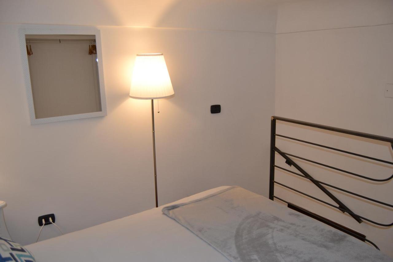 Casa Ginevra Apartment บรินดิซิ ภายนอก รูปภาพ